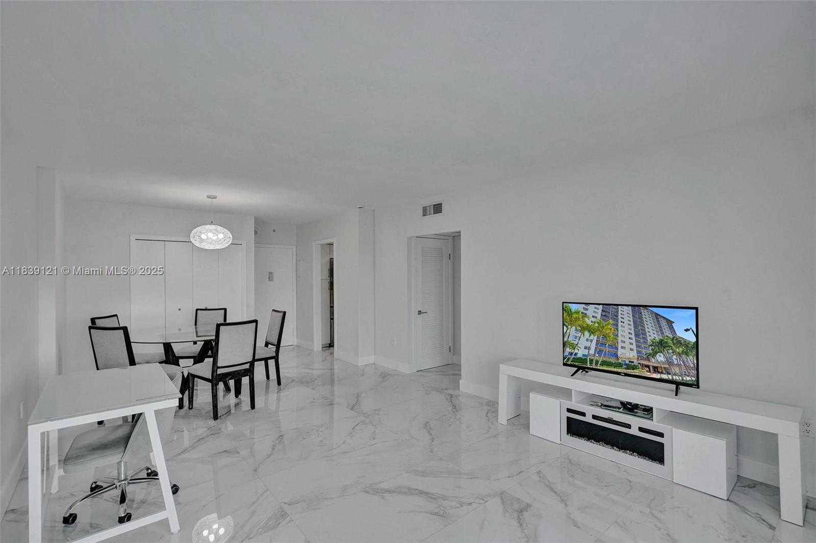 Small Image of 400 KINGS POINT DR #616, Sunny Isles Beach Number 8