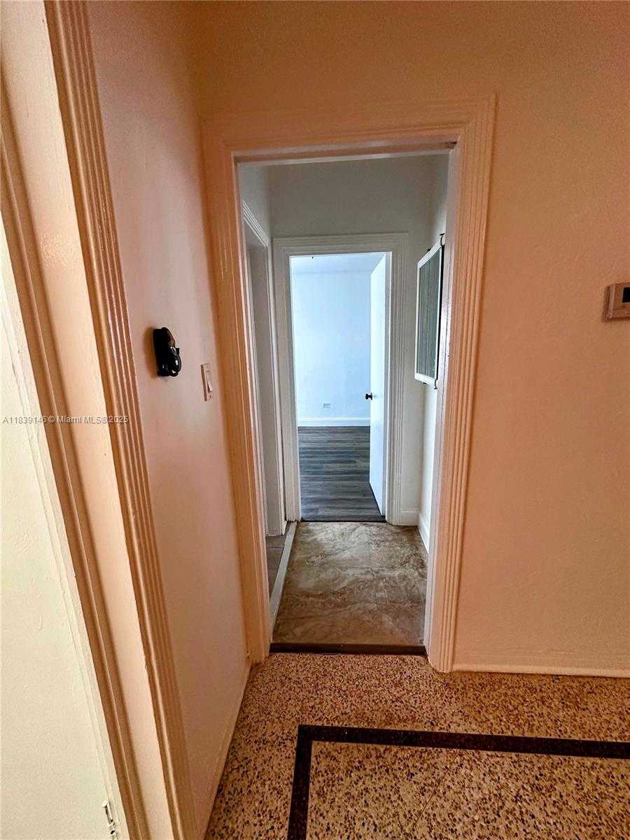 Small Image of 9065 HARDING AVE #D2, Surfside Number 12