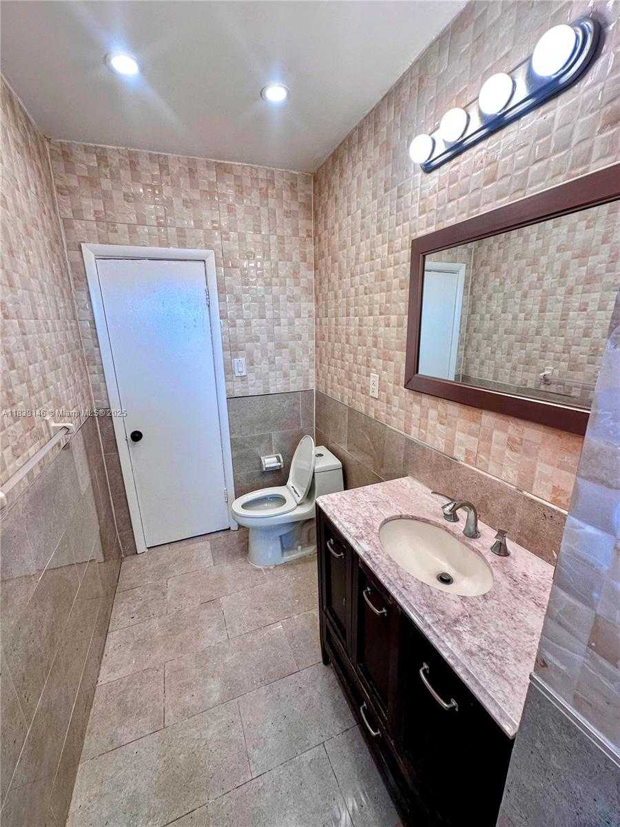 Small Image of 9065 HARDING AVE #D2, Surfside Number 8