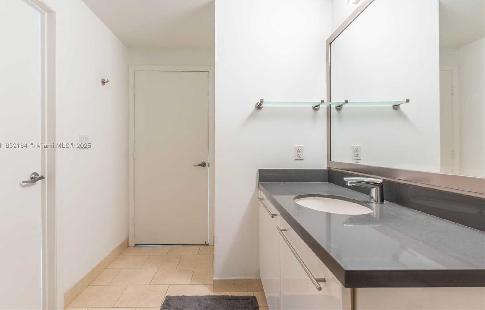 Small Image of 90 SOUTH WEST 3RD ST #2905, Miami Number 14