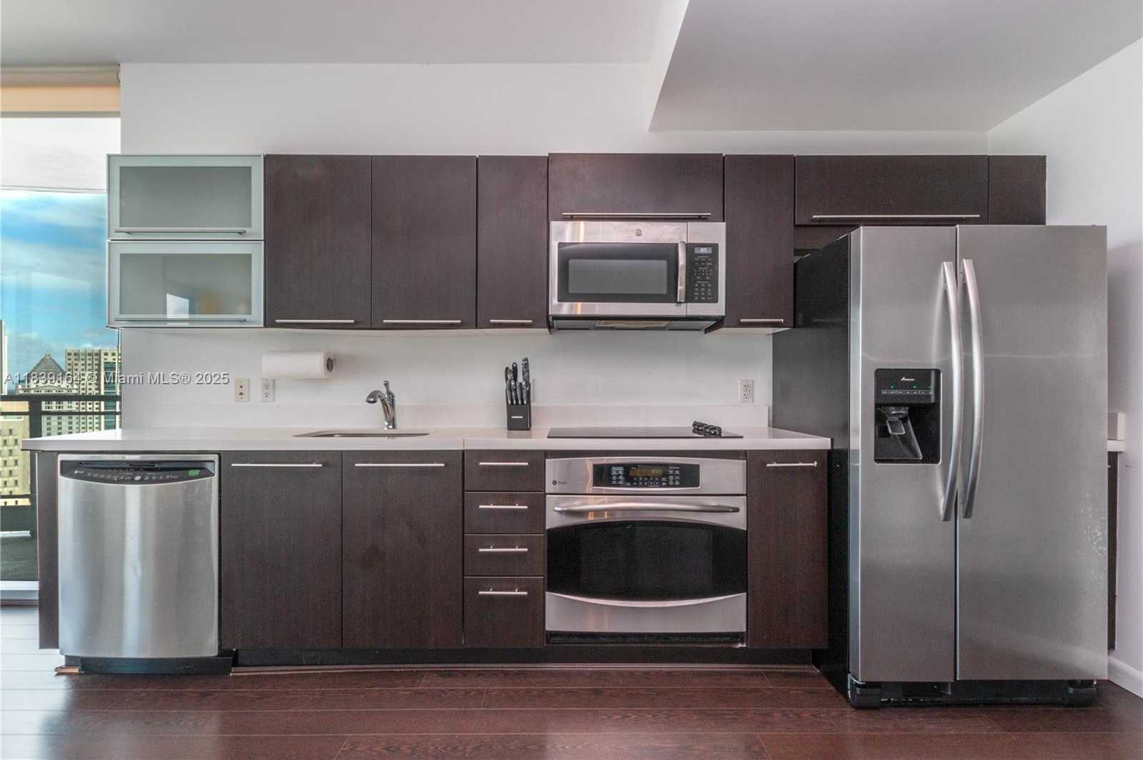 Small Image of 90 SOUTH WEST 3RD ST #2905, Miami Number 4