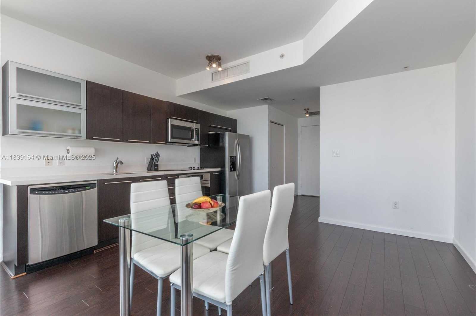 Small Image of 90 SOUTH WEST 3RD ST #2905, Miami Number 6