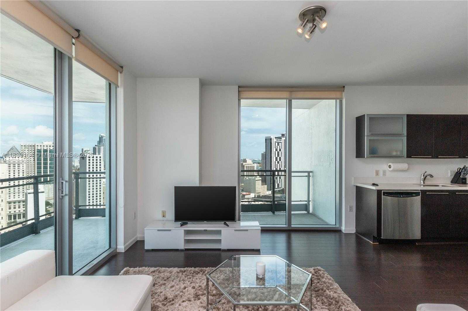 Small Image of 90 SOUTH WEST 3RD ST #2905, Miami Number 7
