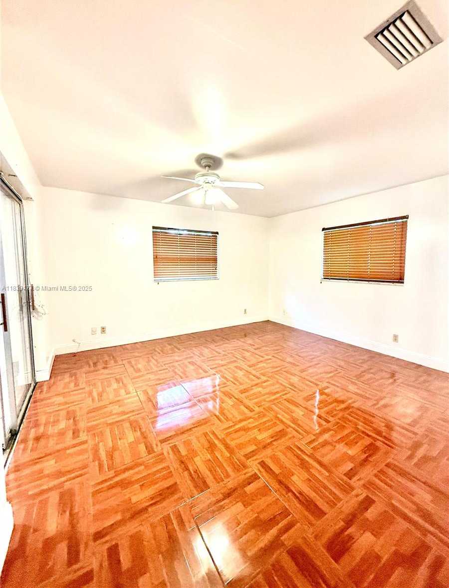 Small Image of 7215 NORTH WEST 8TH ST, Margate Number 10