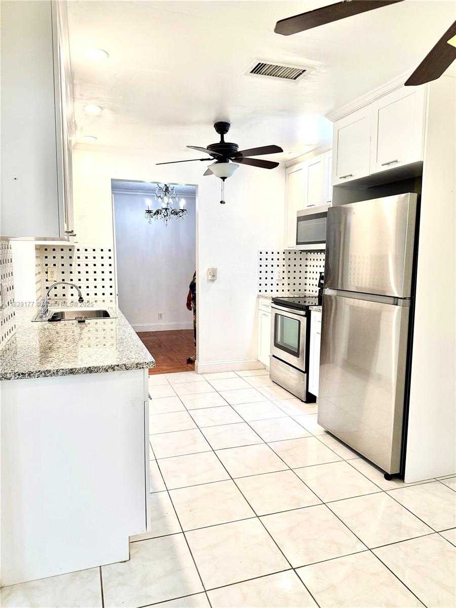Small Image of 7215 NORTH WEST 8TH ST, Margate Number 16