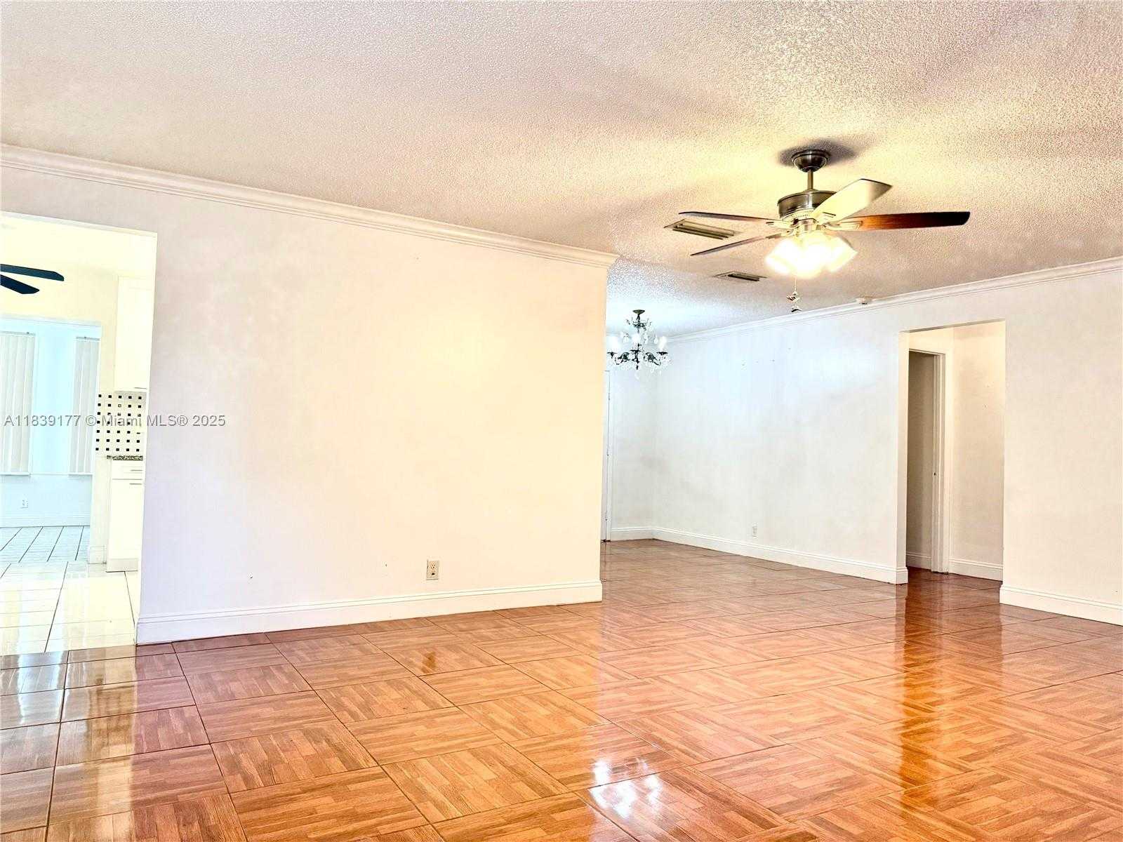 Small Image of 7215 NORTH WEST 8TH ST, Margate Number 6