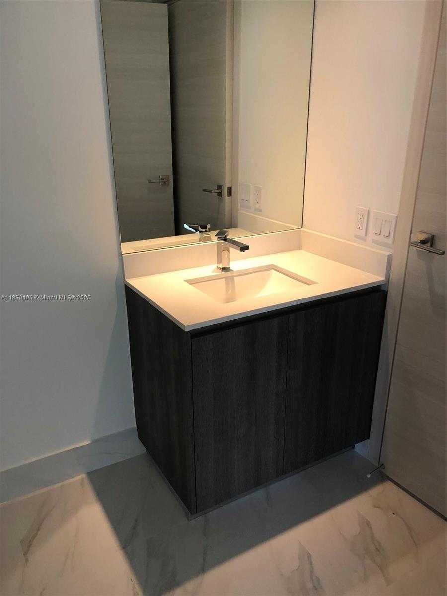Small Image of 801 SOUTH MIAMI AVE #1705, Miami Number 16