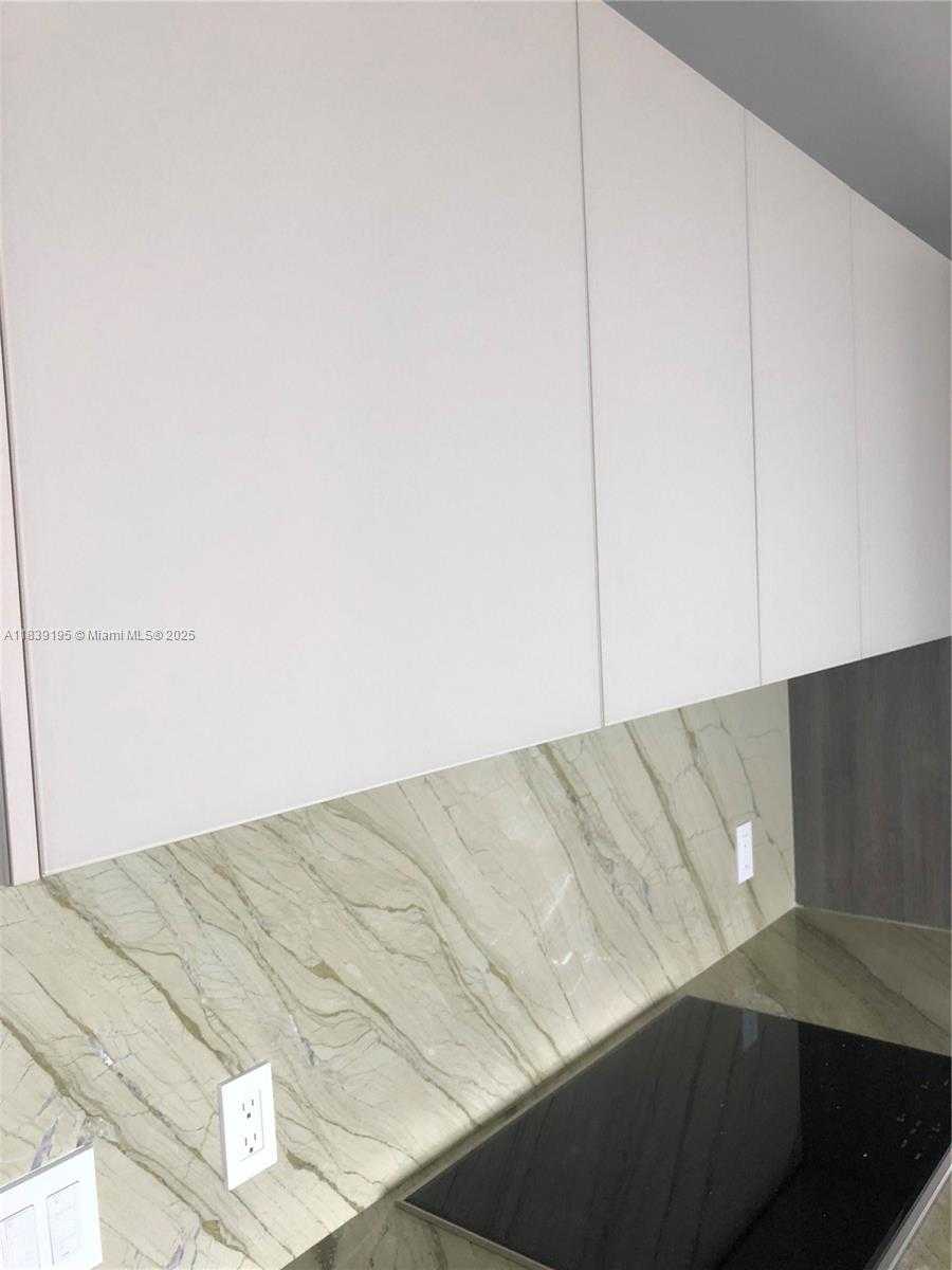 Small Image of 801 SOUTH MIAMI AVE #1705, Miami Number 26