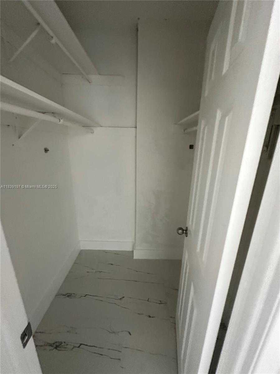 Small Image of 19390 COLLINS AVE #1616, Sunny Isles Beach Number 5