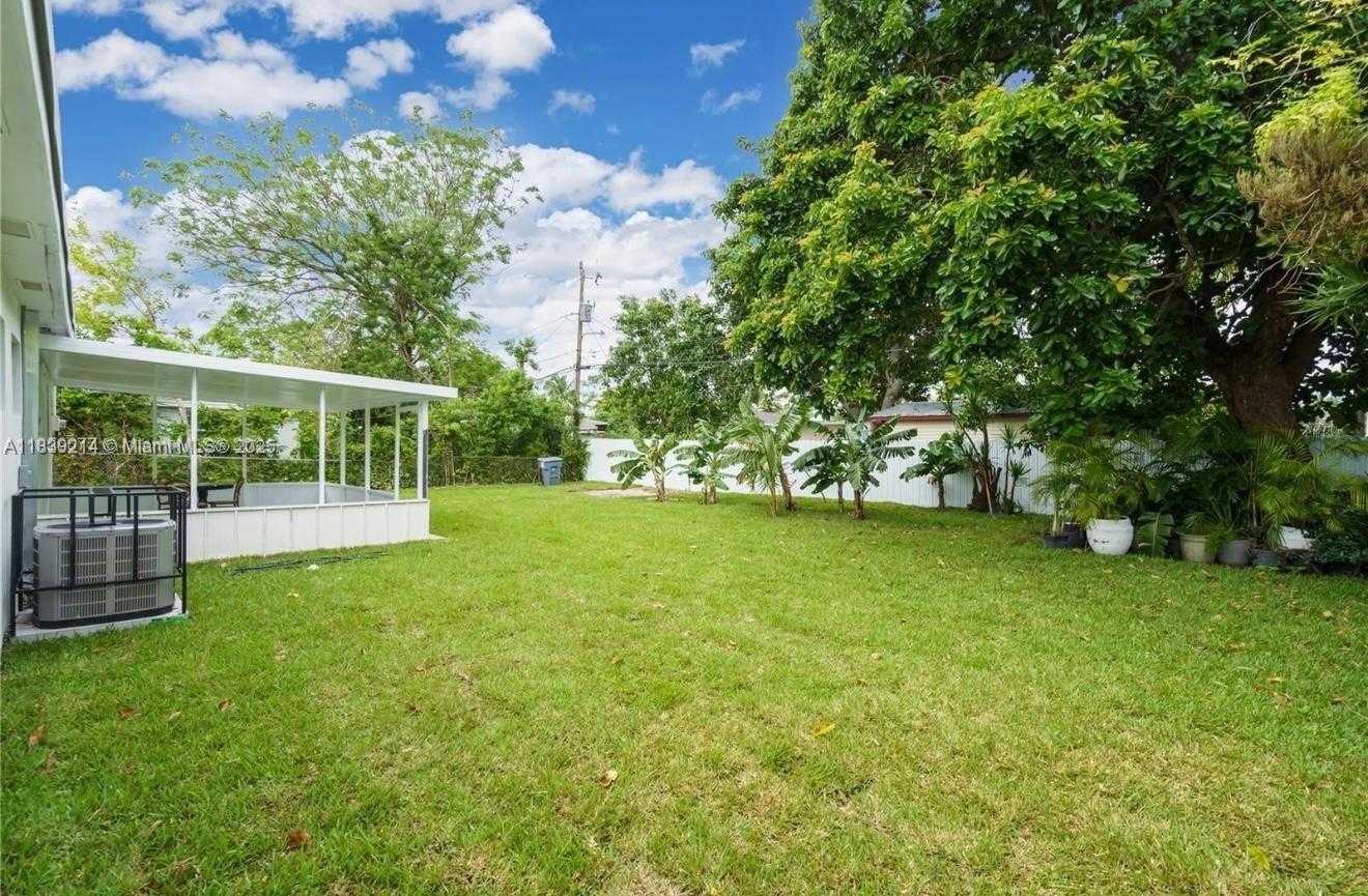 Small Image of 1521 NORTH WEST 134TH ST, Miami Number 34