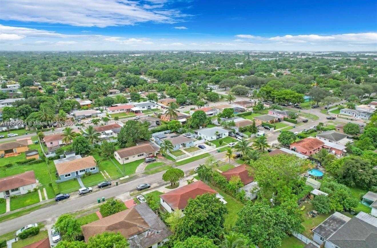 Small Image of 1521 NORTH WEST 134TH ST, Miami Number 38