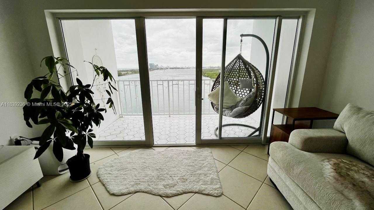 Small Image of 500 BAYVIEW DR #1228, Sunny Isles Beach Number 4
