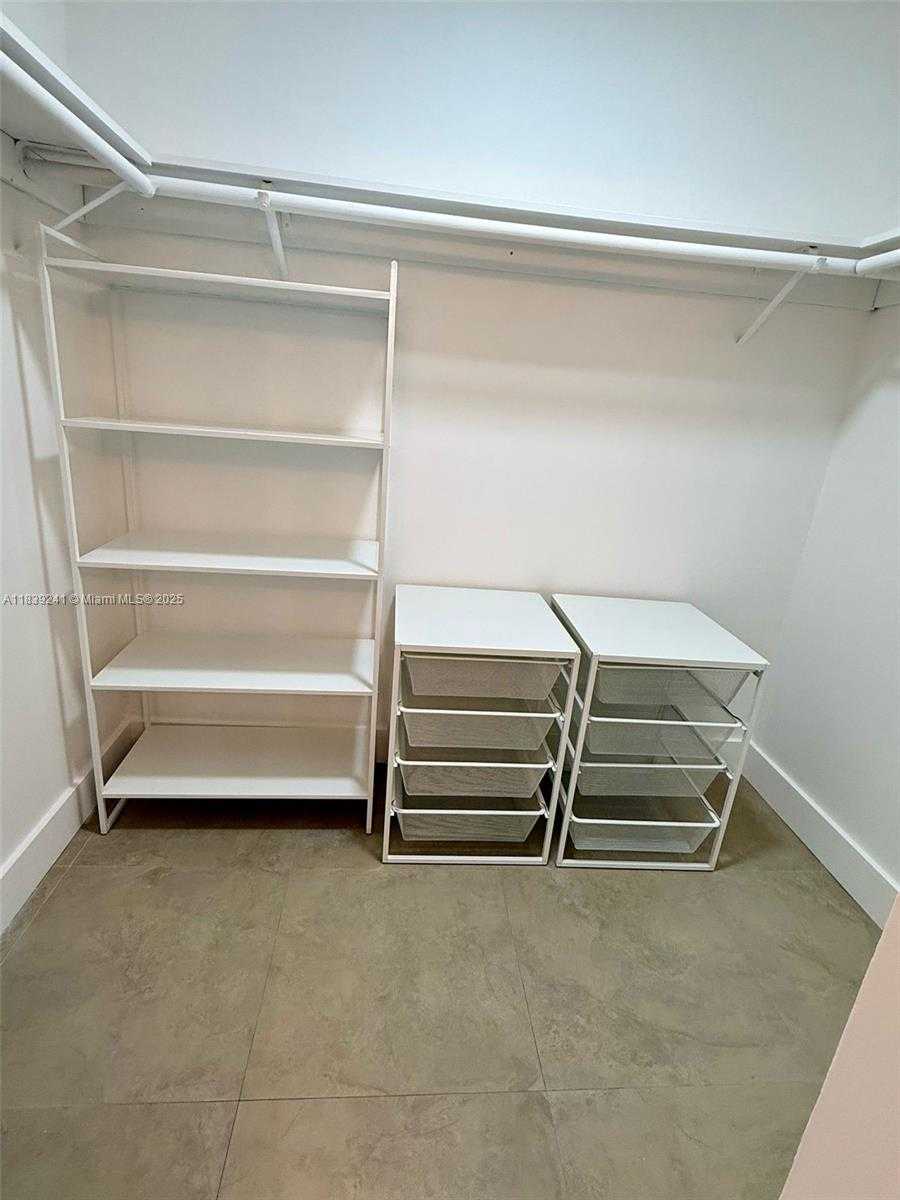 Small Image of 1080 94TH ST #602, Bay Harbor Islands Number 12