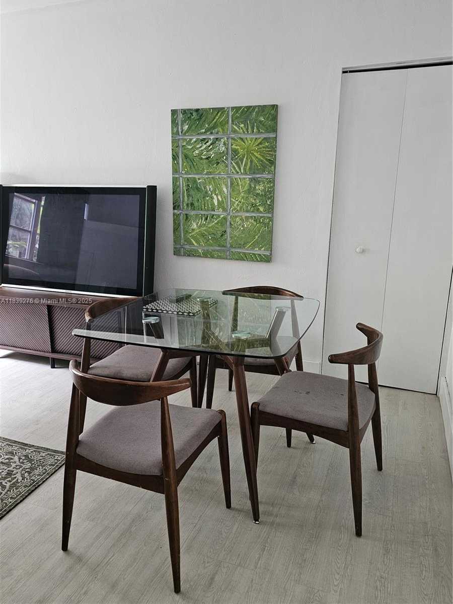 Small Image of Miami Beach Number 8