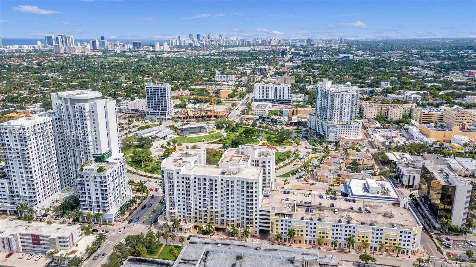 Small Image of 1830 RADIUS DR #405, Hollywood Number 17