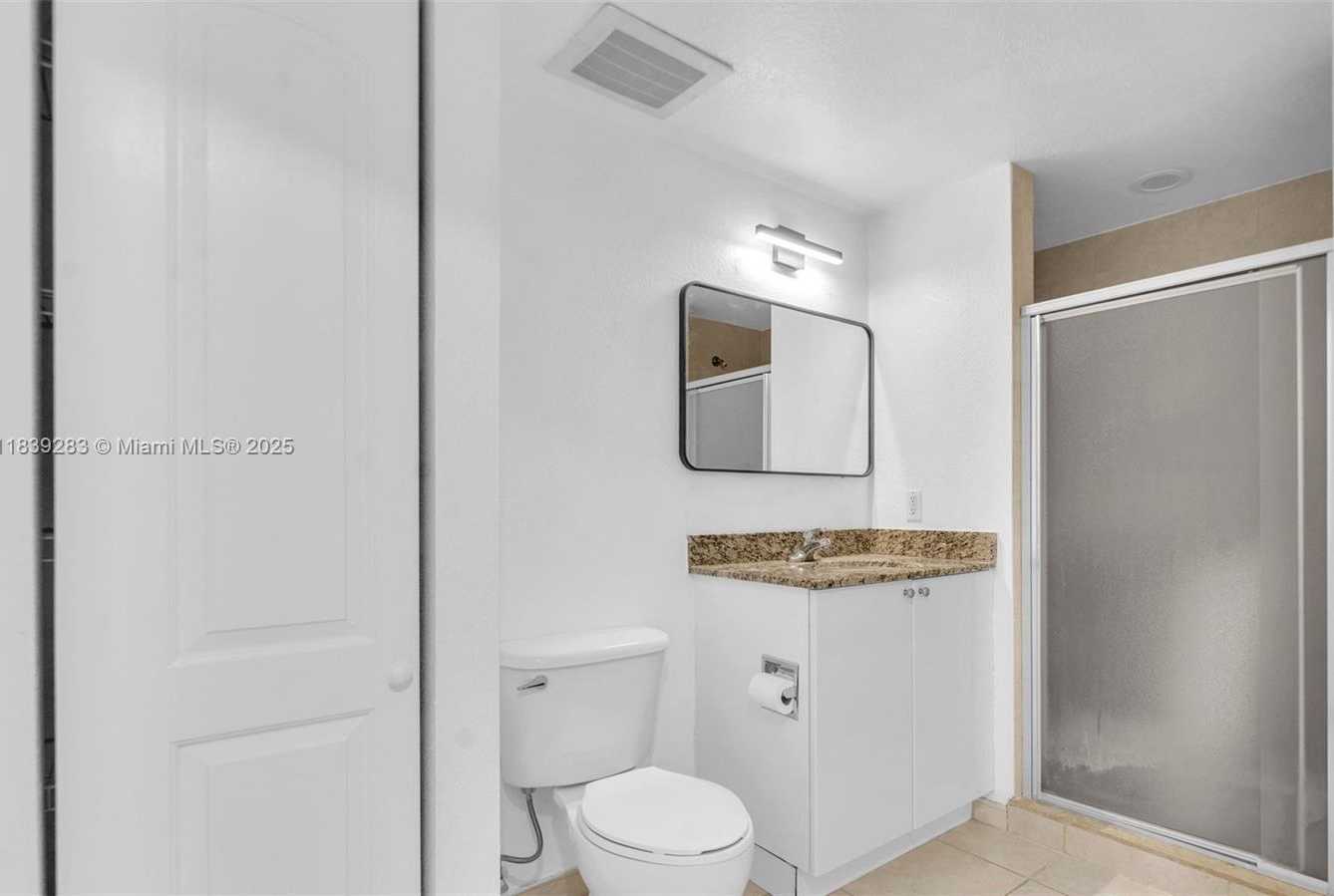 Small Image of 1830 RADIUS DR #405, Hollywood Number 28