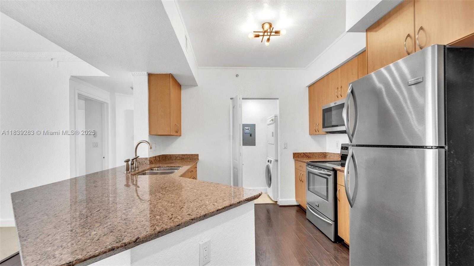Small Image of 1830 RADIUS DR #405, Hollywood Number 3