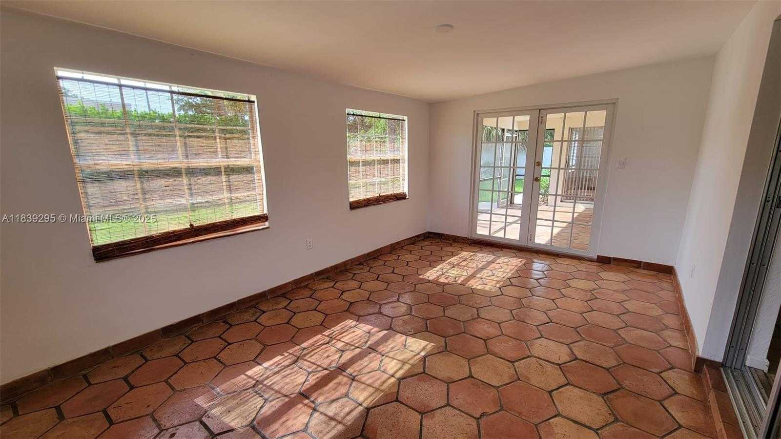 Small Image of 116 NORTH WEST 3RD CT, Boca Raton Number 16