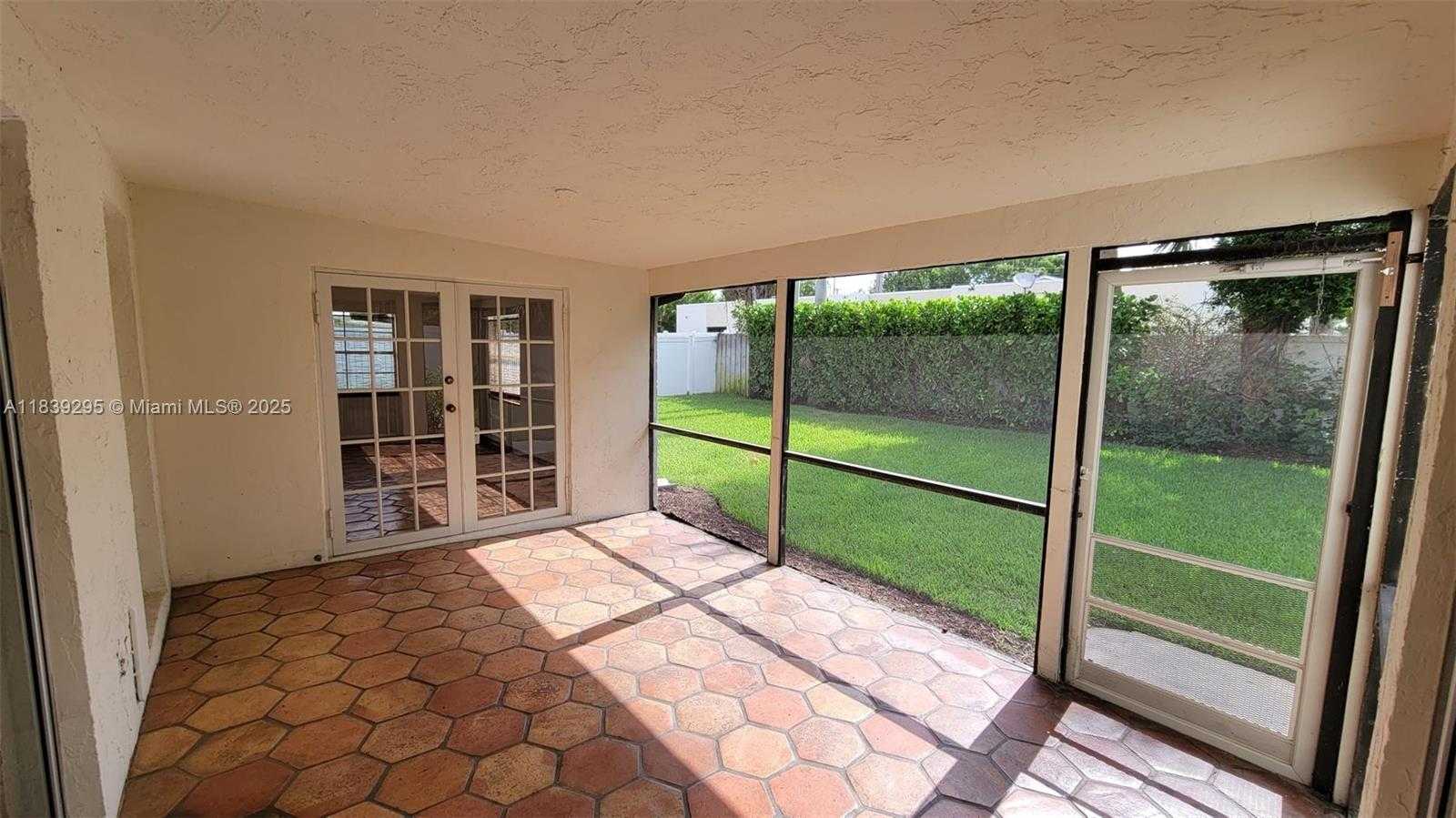 Small Image of 116 NORTH WEST 3RD CT, Boca Raton Number 6