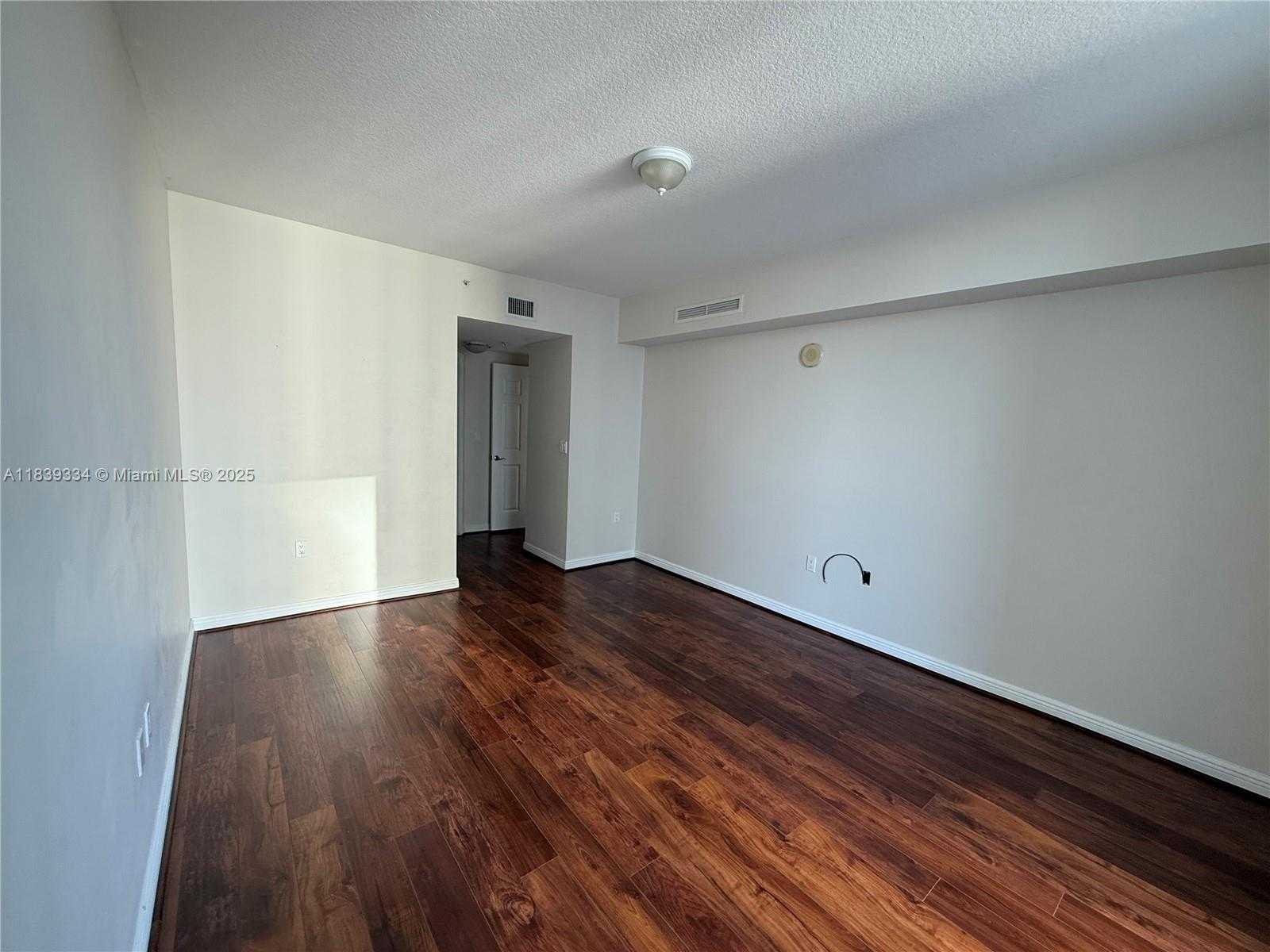 Small Image of 1745 EAST HALLANDALE BEACH BLVD #804W, Hallandale Beach Number 17