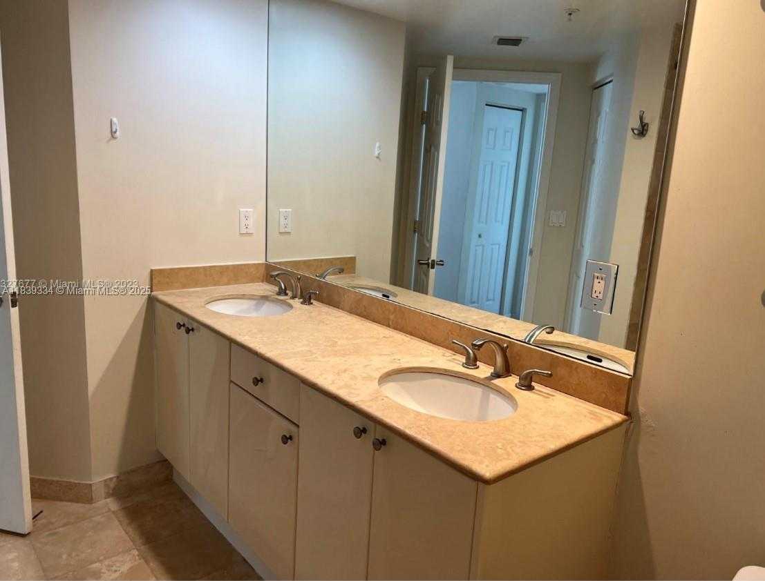 Small Image of 1745 EAST HALLANDALE BEACH BLVD #804W, Hallandale Beach Number 25