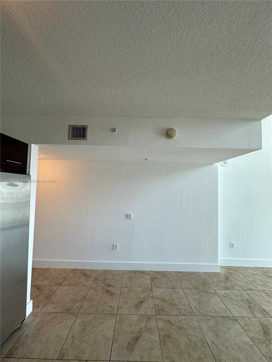 Small Image of 41 SOUTH EAST 5TH ST #1803, Miami Number 11