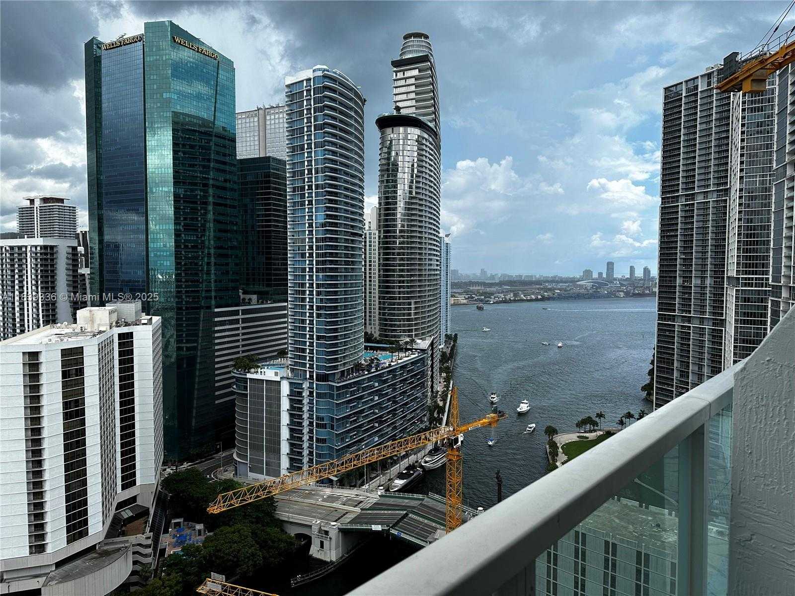 Small Image of 41 SOUTH EAST 5TH ST #1803, Miami Number 3