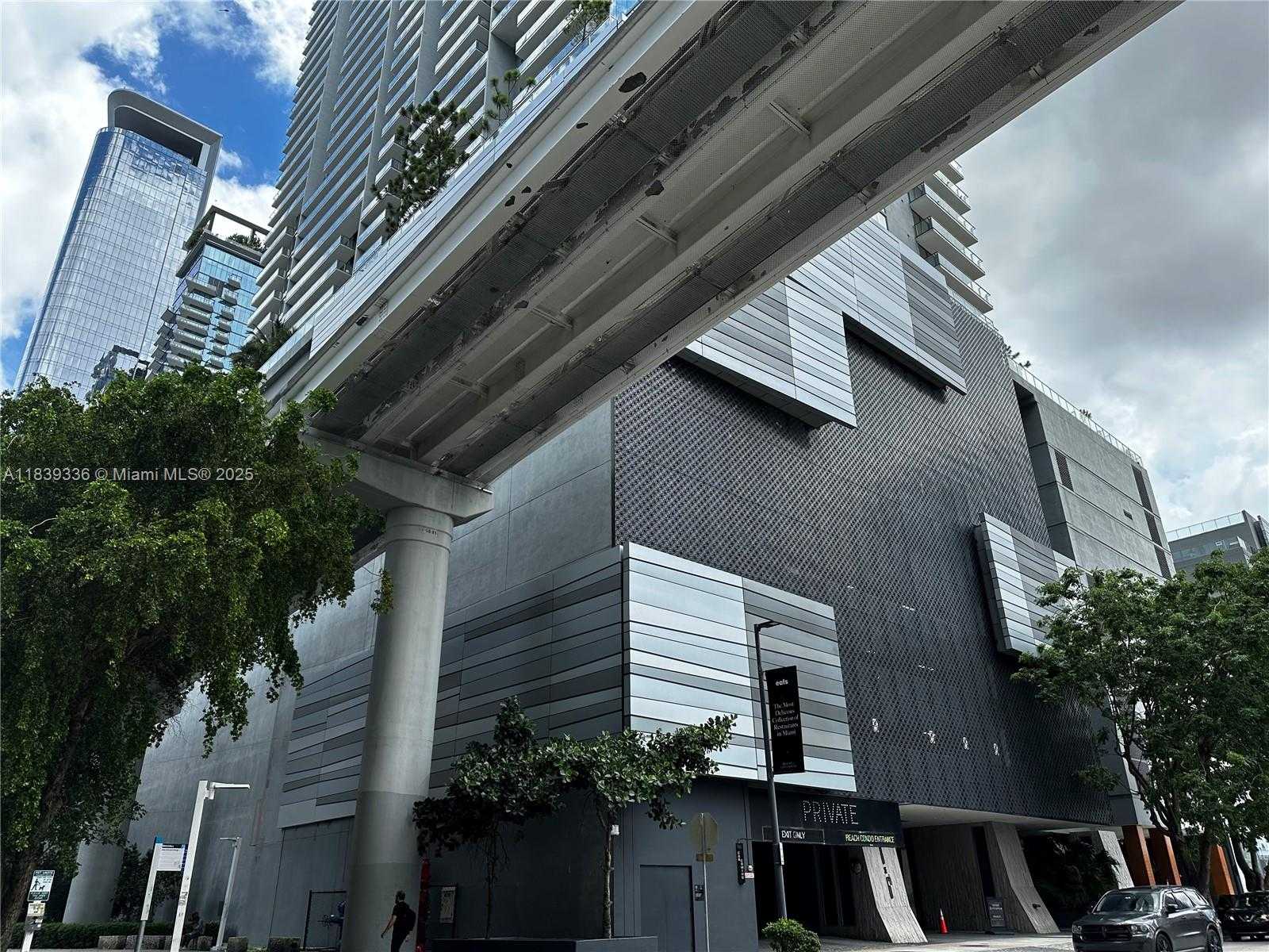 Small Image of 41 SOUTH EAST 5TH ST #1803, Miami Number 35