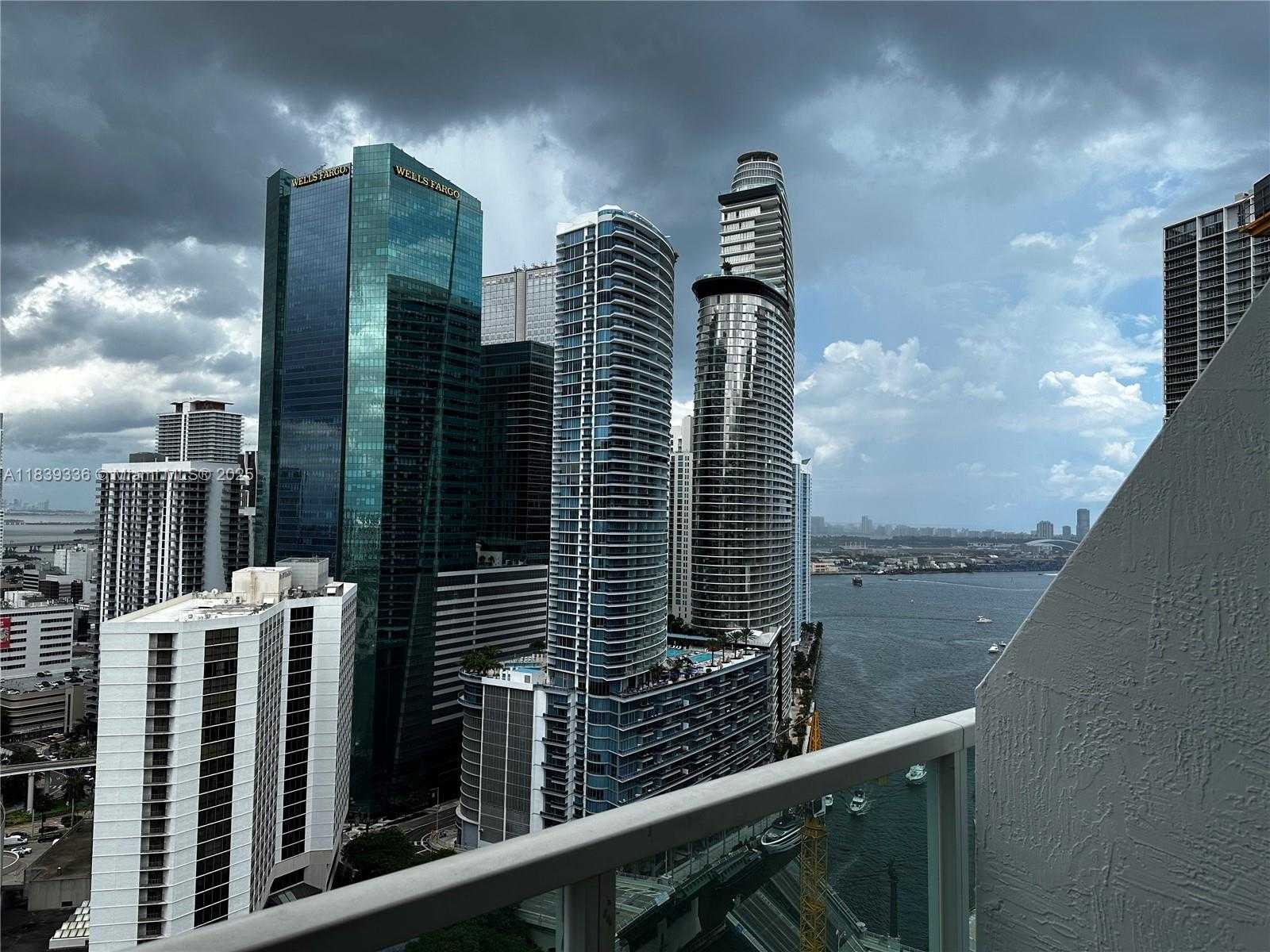 Small Image of 41 SOUTH EAST 5TH ST #1803, Miami Number 41