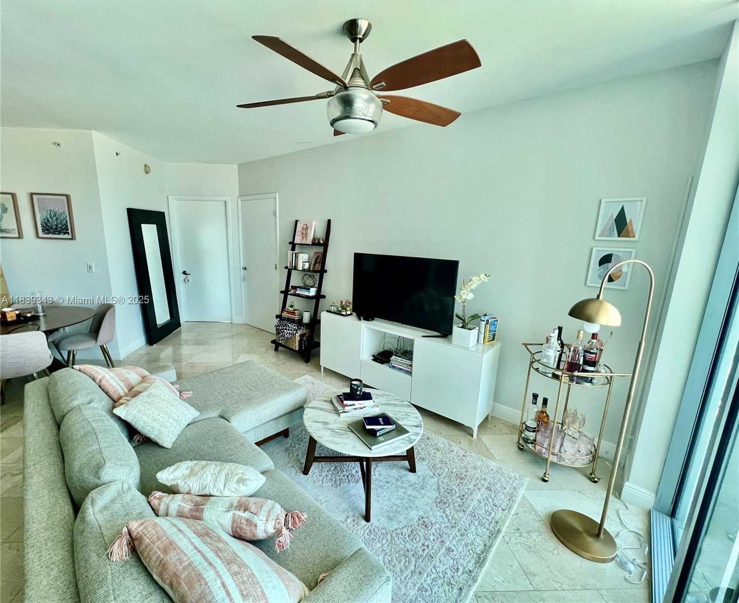 Small Image of 350 SOUTH MIAMI AVE #3013, Miami Number 19