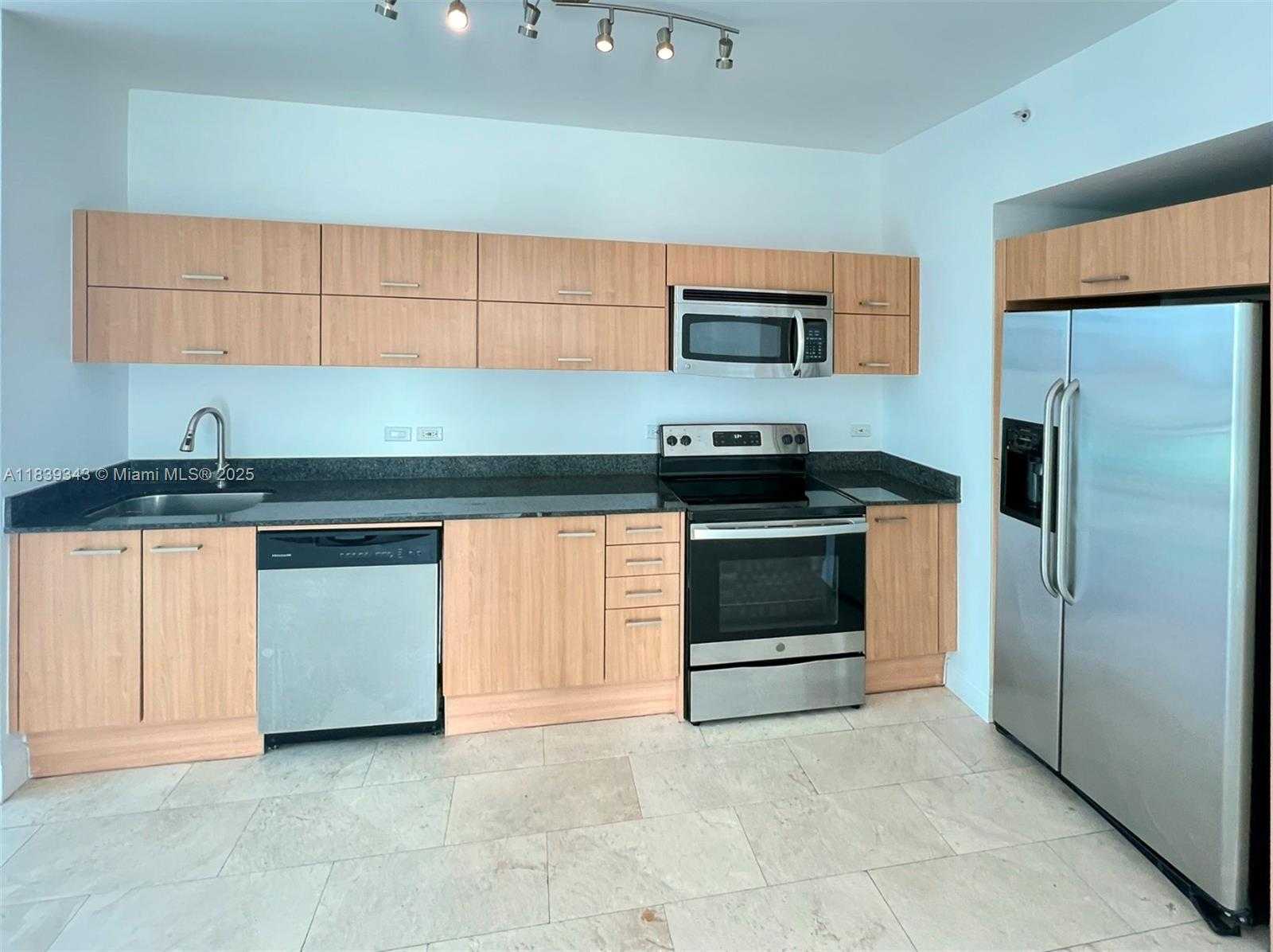 Small Image of 350 SOUTH MIAMI AVE #3013, Miami Number 4