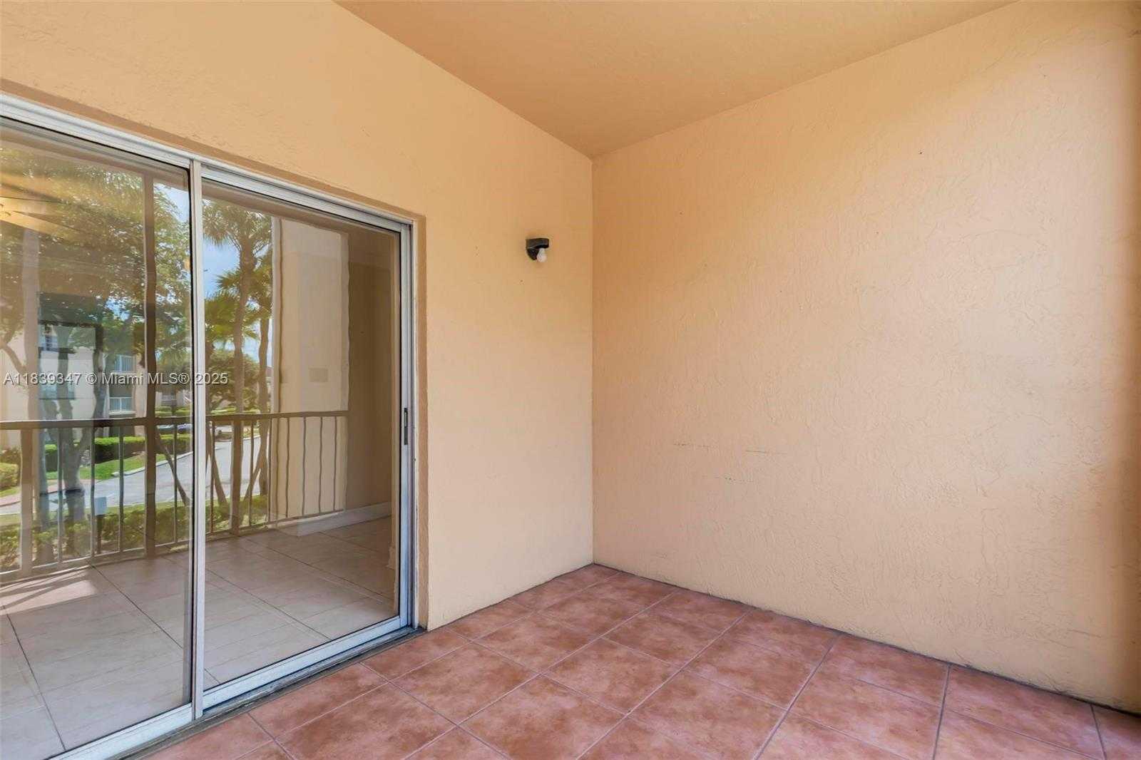 Small Image of 15290 SOUTH WEST 106TH LN #314, Miami Number 14