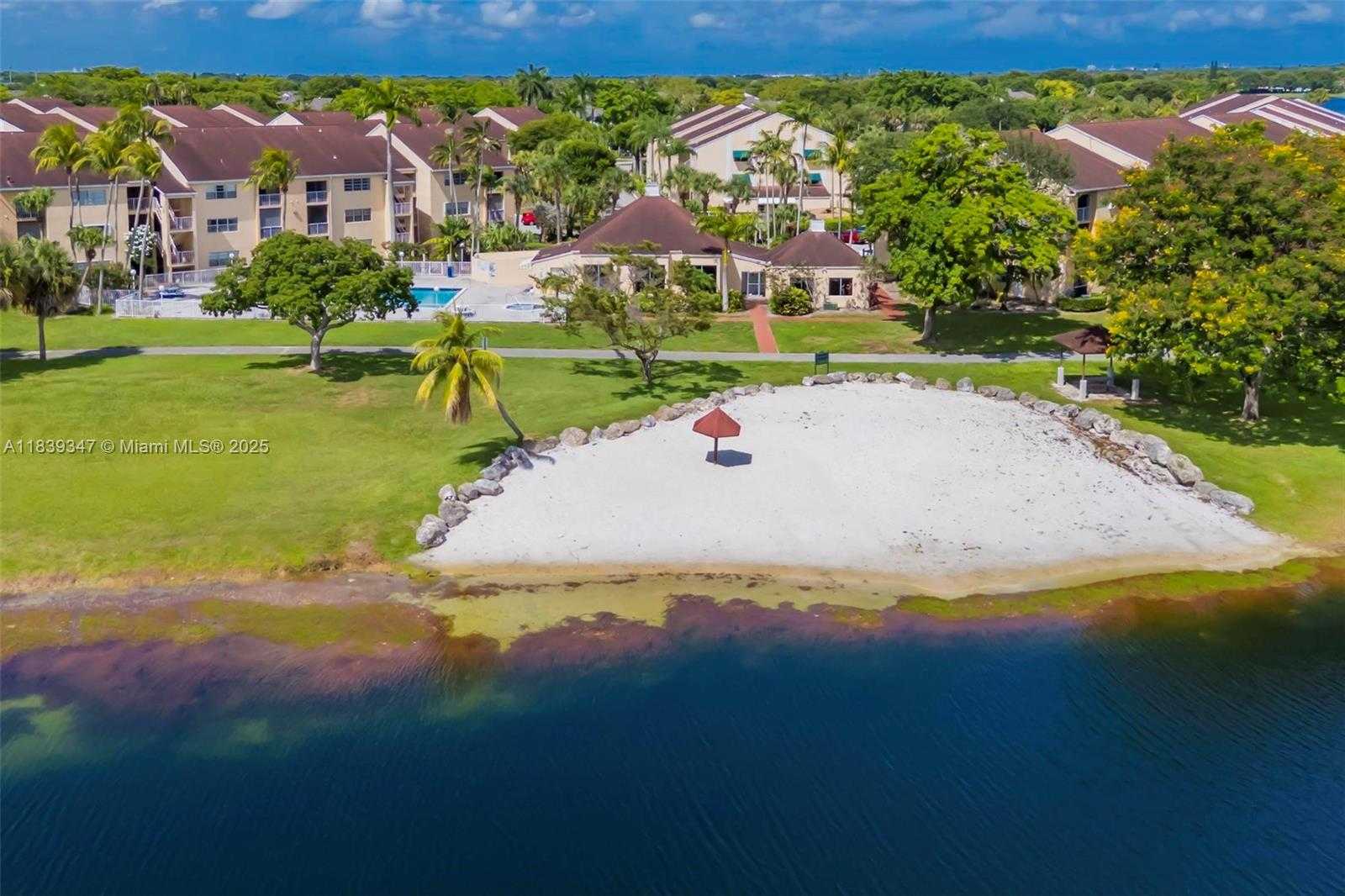 Small Image of 15290 SOUTH WEST 106TH LN #314, Miami Number 40