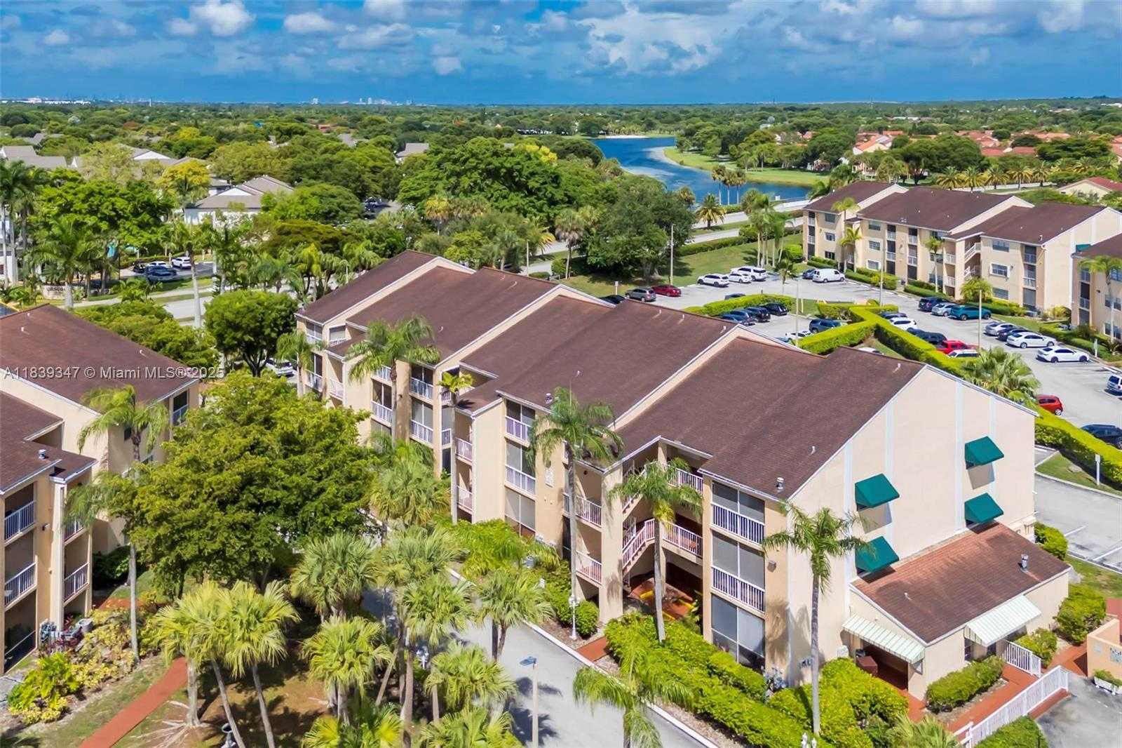 Small Image of 15290 SOUTH WEST 106TH LN #314, Miami Number 44
