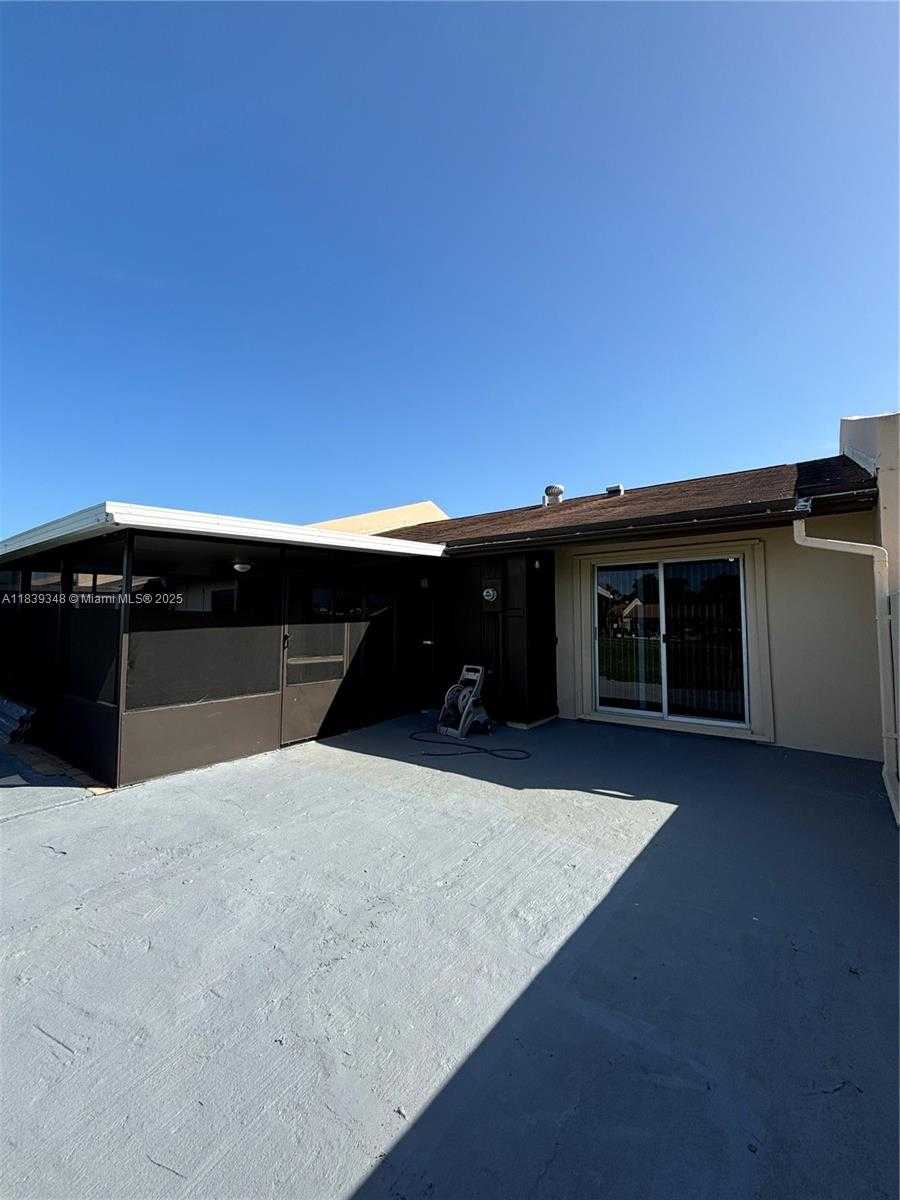 Small Image of 12335 SOUTH WEST 110TH S CANAL ST RD #12335, Miami Number 19