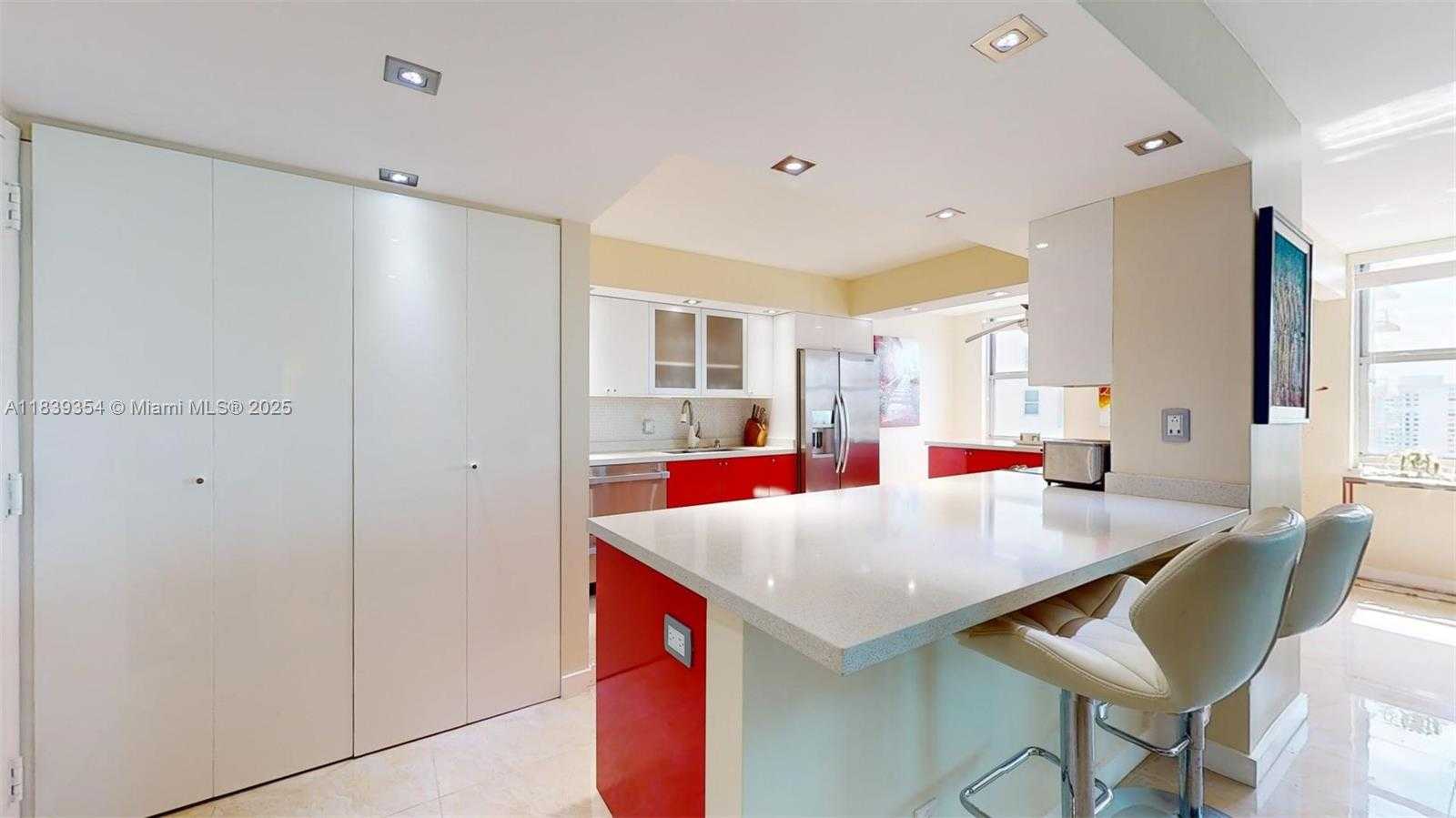 Small Image of 1912 SOUTH OCEAN DR #12C, Hallandale Beach Number 3