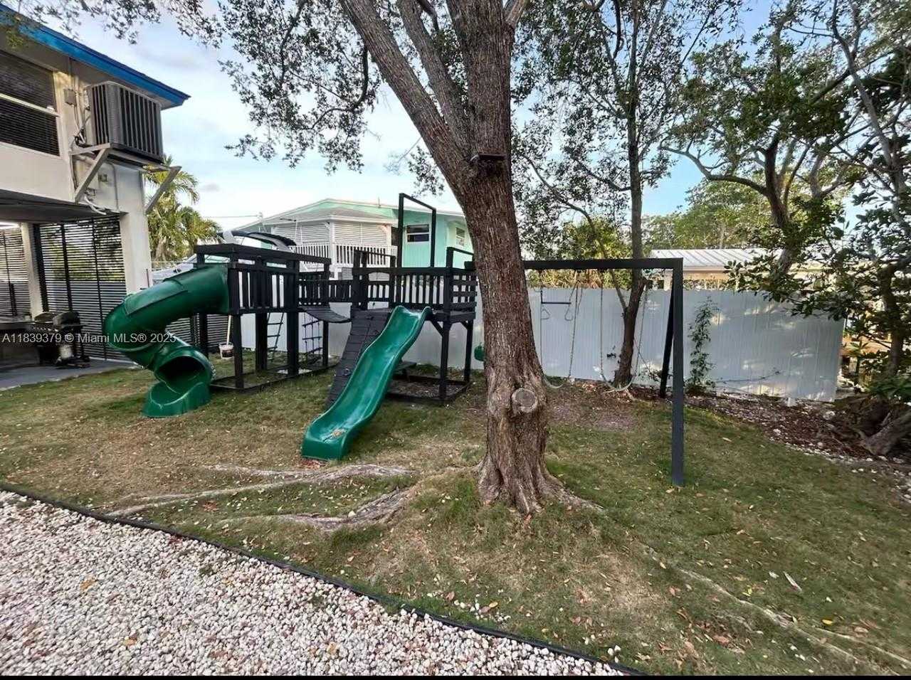 Small Image of 350 HAZEL ST #350, Key Largo Number 5