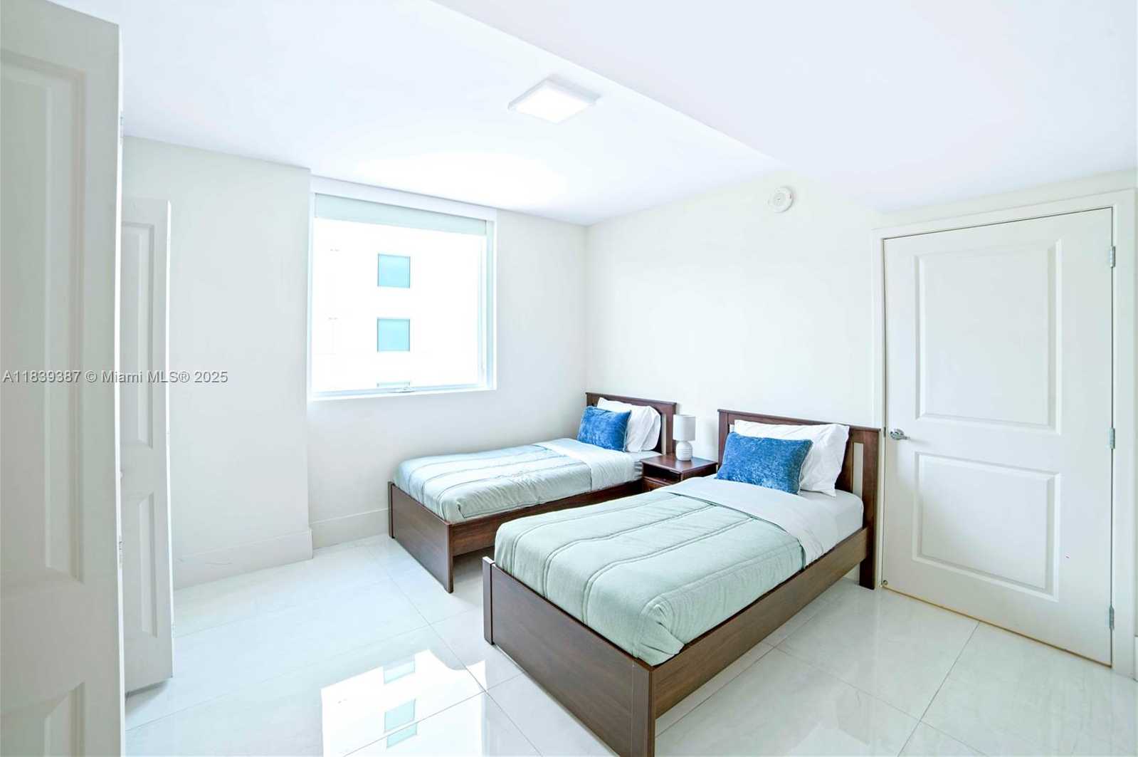 Small Image of 400 SUNNY ISLES BLVD #1408, Sunny Isles Beach Number 18