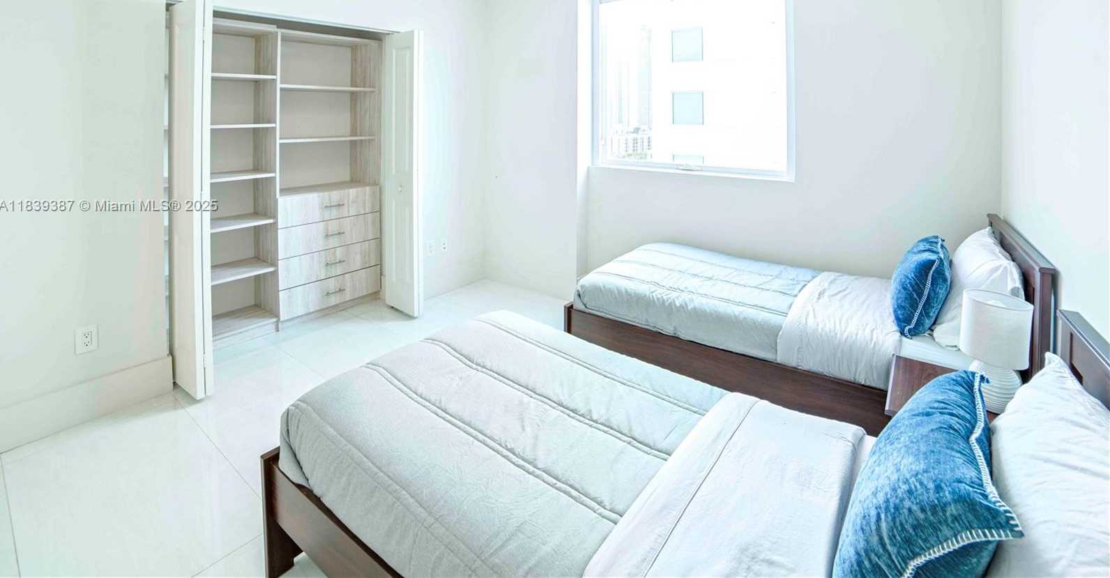 Small Image of 400 SUNNY ISLES BLVD #1408, Sunny Isles Beach Number 20