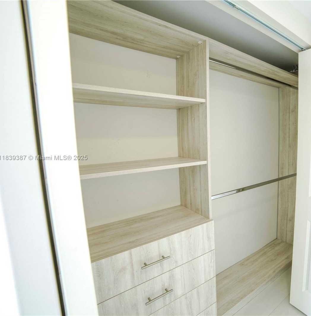 Small Image of 400 SUNNY ISLES BLVD #1408, Sunny Isles Beach Number 23