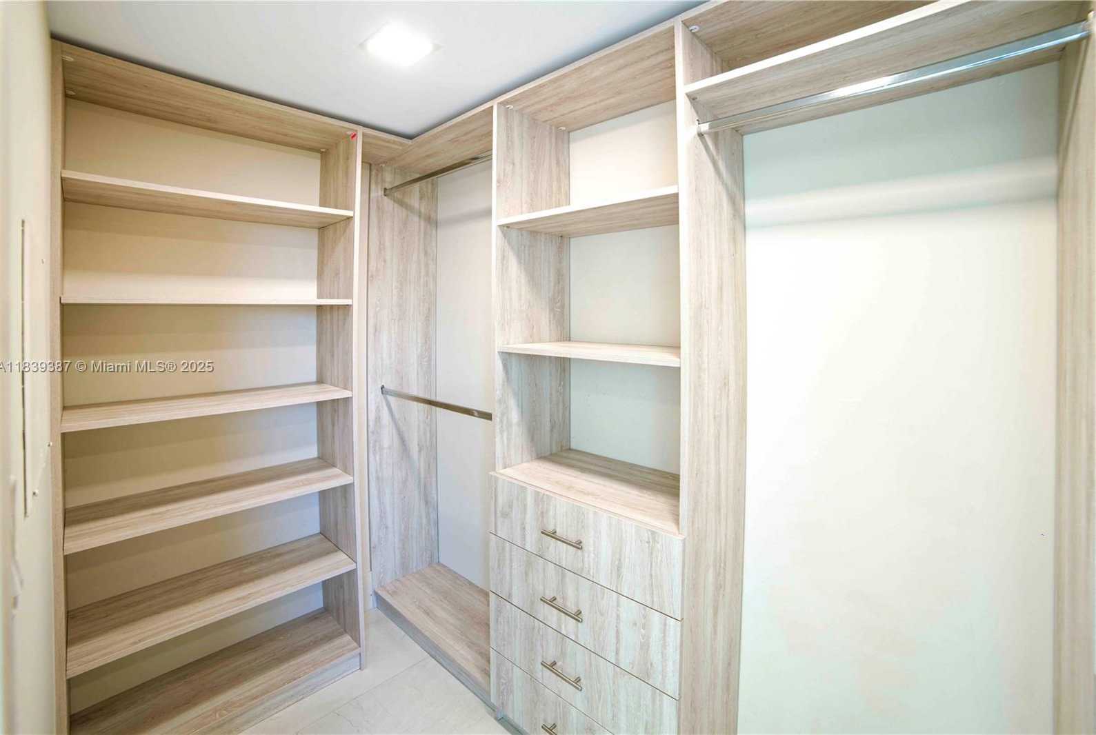 Small Image of 400 SUNNY ISLES BLVD #1408, Sunny Isles Beach Number 43