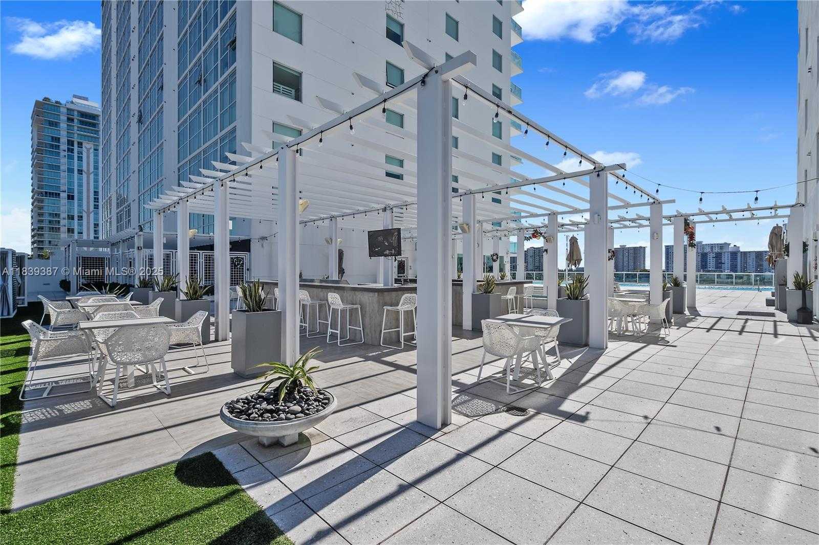 Small Image of 400 SUNNY ISLES BLVD #1408, Sunny Isles Beach Number 54