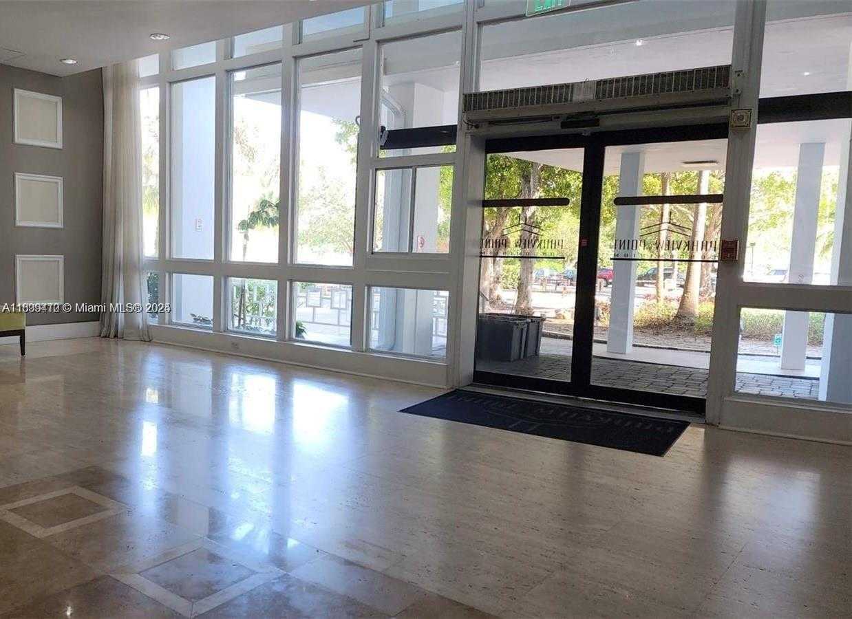 Small Image of 7441 WAYNE AVE #12P, Miami Beach Number 14