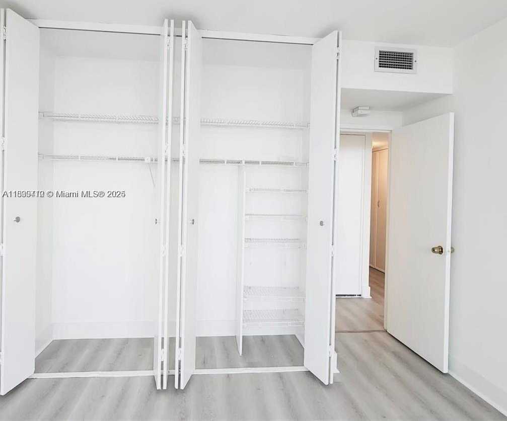 Small Image of 7441 WAYNE AVE #12P, Miami Beach Number 7