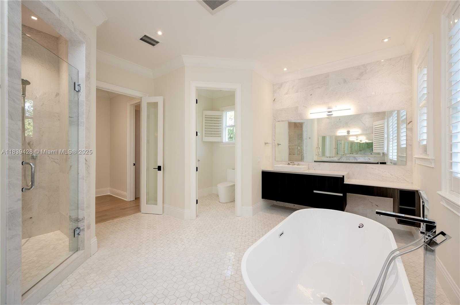 Small Image of 680 DESTACADA AVE, Coral Gables Number 59