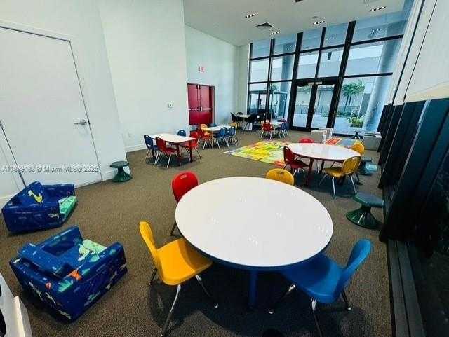 Imagen de Pequeño Objeto