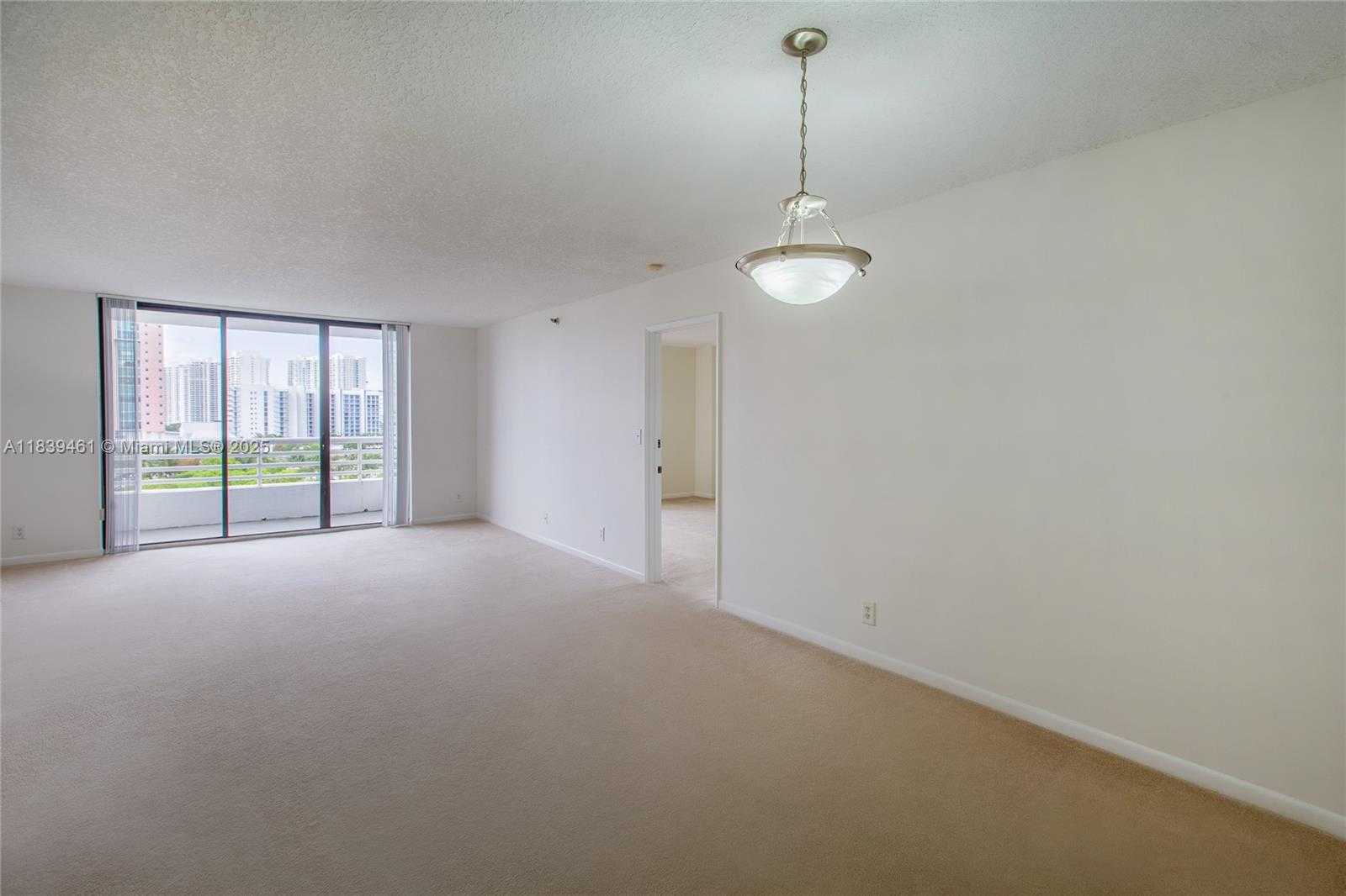 Small Image of 3300 NORTH EAST 192ND ST #1014, Aventura Number 7