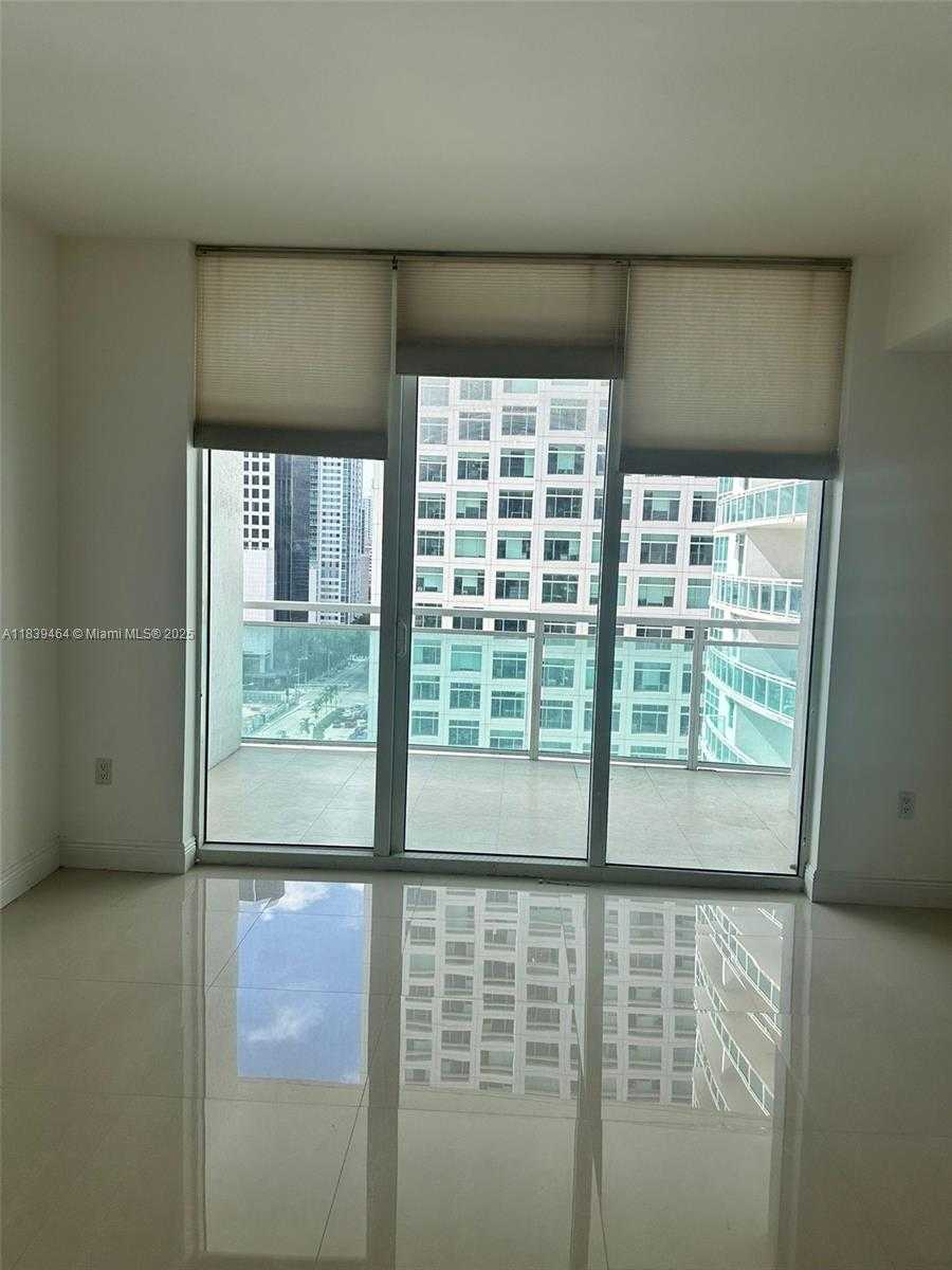 Small Image of 951 BRICKELL AVE #1400, Miami Number 5