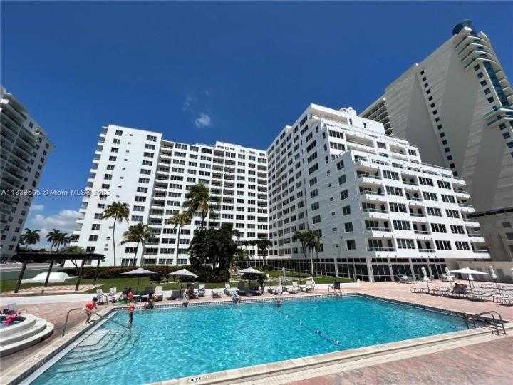 Small Image of 5005 COLLINS AVE #1023, Miami Beach Number 16