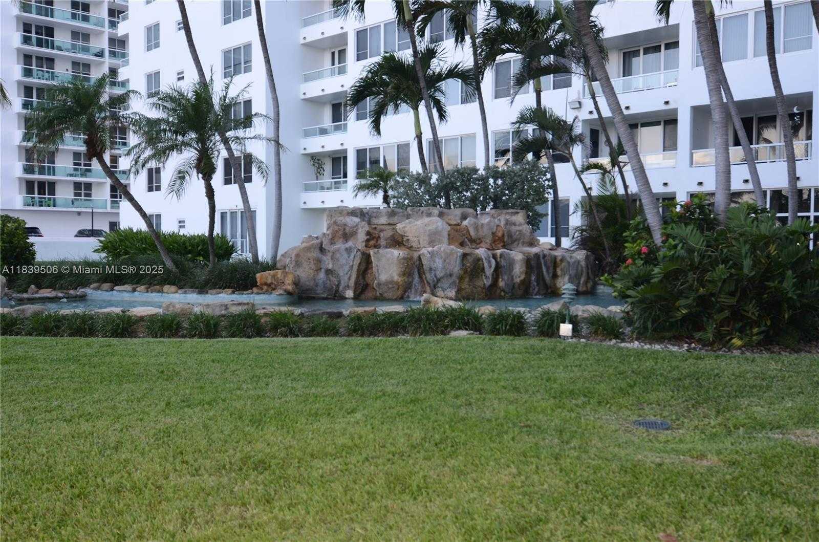 Small Image of 5005 COLLINS AVE #1023, Miami Beach Number 18